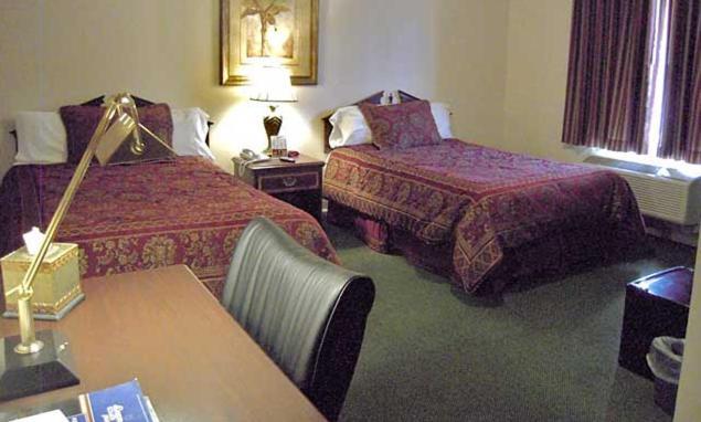 Colonie Inn And Suites Latham Room photo